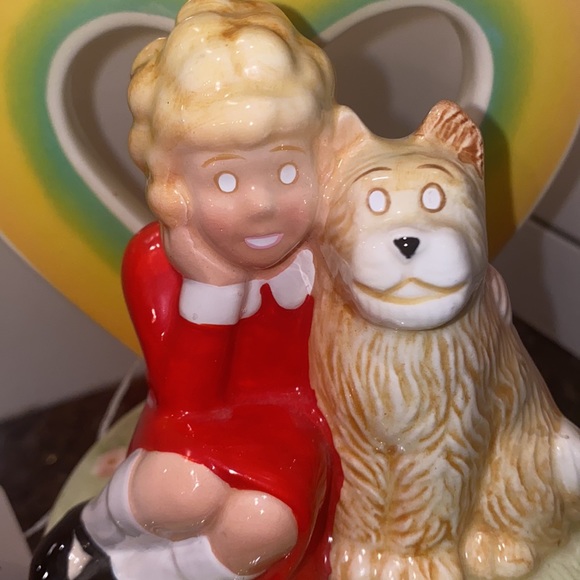 Vintage Little Orphan Annie Revolving Ceramic Music Player by Applause 1982 - Picture 5 of 11